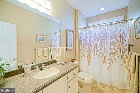Bath - 35201 Seaport Loop, Lewes, DE 19958 photo 3 of 4