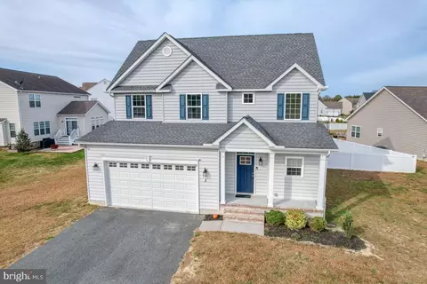 3 Pond Dr, Milford, DE 19963