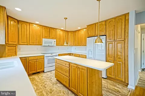 Kitchen - 30748 Elm Dr, Lewes, DE 19958 photo 7 of 8