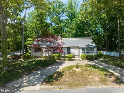101 W Buckingham Dr, Rehoboth Beach, DE 19971