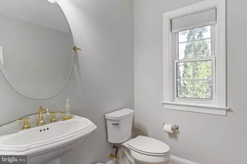 Bath - 16303 Red Fox Ct, Milton, DE 19968 photo 2 of 2