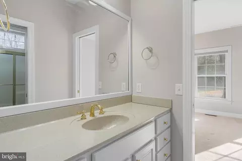 Bath - 16303 Red Fox Ct, Milton, DE 19968 photo 1 of 2