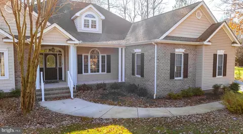 Exterior - 16303 Red Fox Ct, Milton, DE 19968 photo 7 of 7