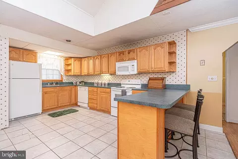 Kitchen - 37714 Balsa St, Ocean View, DE 19970 photo 3 of 4