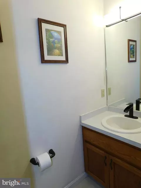 400 Laurel Ct #401, Laurel, DE 19956 photo 11