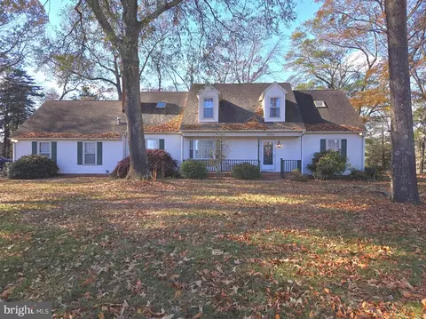30814 Cypress Ln, Laurel, DE 19956