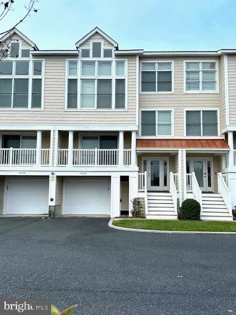 40128 Salt Meadow Dr #D2, Fenwick Island, DE 19944