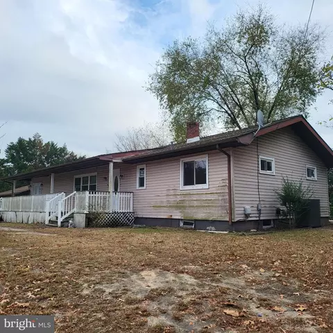 209 3rd, Blades, DE 19973 photo 2