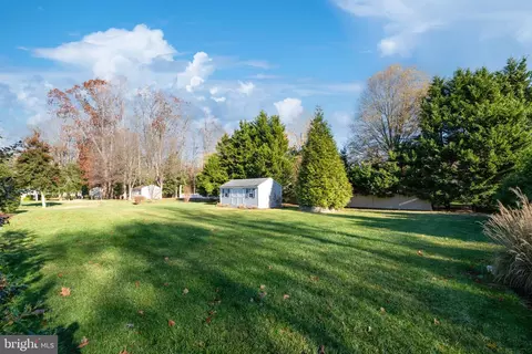 Exterior - 2 Alderleaf Dr, Lewes, DE 19958 photo 3 of 5