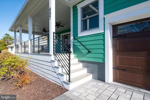 Exterior - 607 Old Post Ct, Bethany Beach, DE 19930 photo 2 of 18