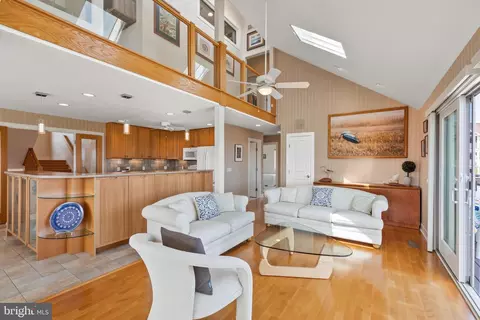 Living - 38798 Apple Ct, Ocean View, DE 19970 photo 3 of 4