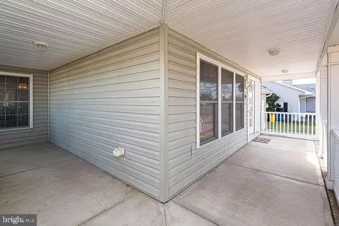 Exterior - 6 S Primrose Ln, Ocean View, DE 19970 photo 8 of 8