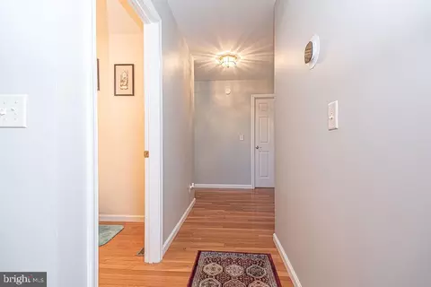 Entry Way - 6 S Primrose Ln, Ocean View, DE 19970 photo 6 of 8