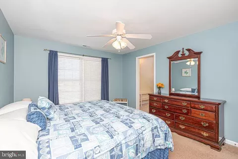 Bedroom - 6 S Primrose Ln, Ocean View, DE 19970 photo 6 of 11
