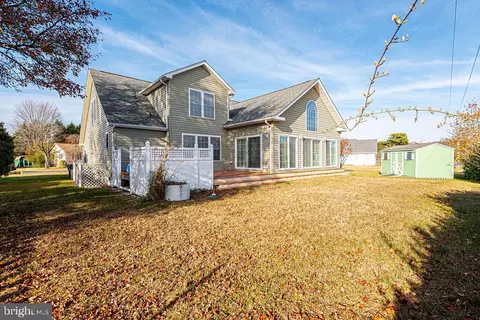 Exterior - 6 S Primrose Ln, Ocean View, DE 19970 photo 2 of 8