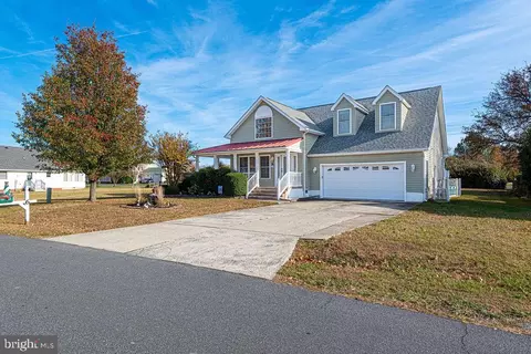 Exterior - 6 S Primrose Ln, Ocean View, DE 19970 photo 6 of 8