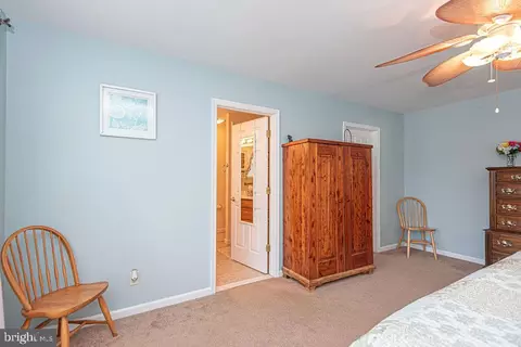 Bedroom - 6 S Primrose Ln, Ocean View, DE 19970 photo 4 of 11
