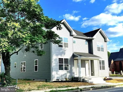 124 E Pine St, Georgetown, DE 19947
