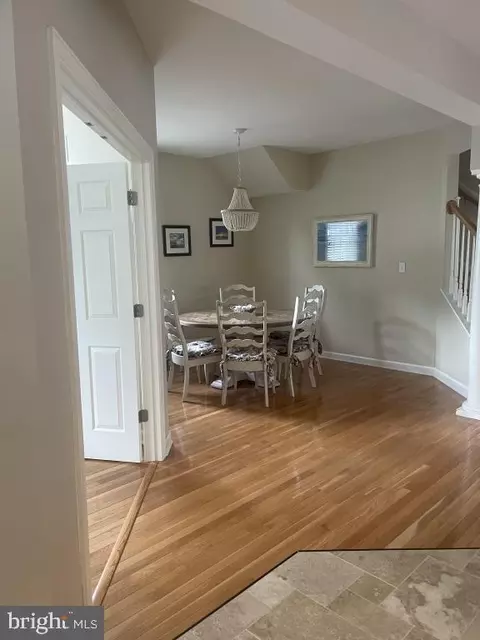 Entry Way - 141 Willow Oak Ave, Ocean View, DE 19970 photo 2 of 3