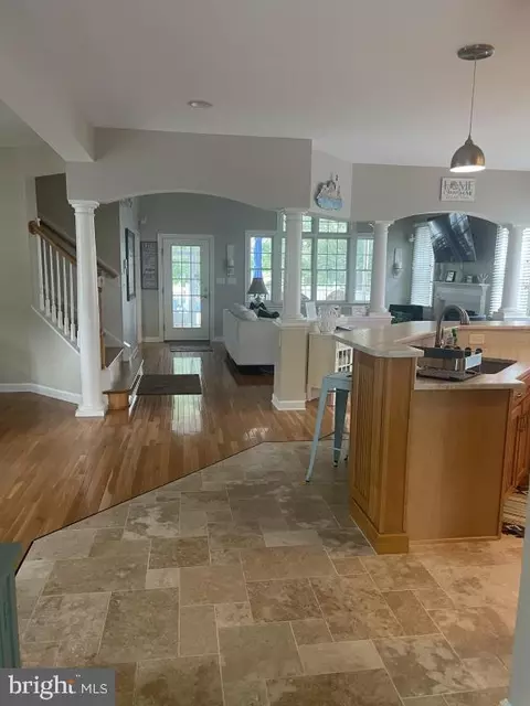Entry Way - 141 Willow Oak Ave, Ocean View, DE 19970 photo 3 of 3