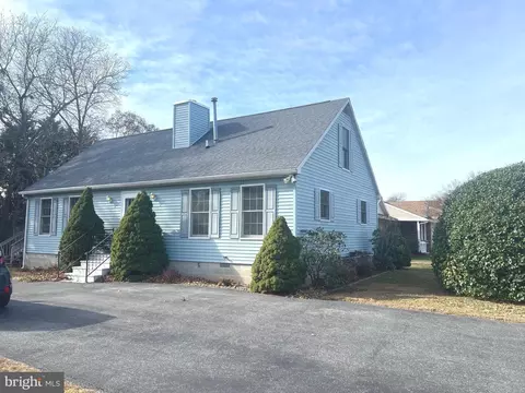126 Beachfield Dr, Rehoboth Beach, DE 19971