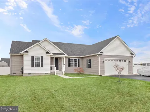 104 Highland Dr, Seaford, DE 19973