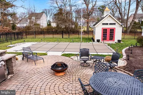Exterior - 8 Foxwood Ct, Ocean View, DE 19970 photo 11 of 12
