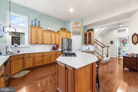 Kitchen - 8 Foxwood Ct, Ocean View, DE 19970 photo 3 of 5