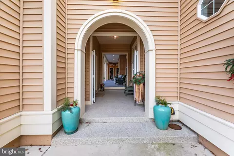 Entry Way - 8 Foxwood Ct, Ocean View, DE 19970 photo 1 of 5