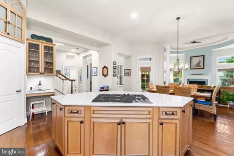 Kitchen - 8 Foxwood Ct, Ocean View, DE 19970 photo 4 of 5