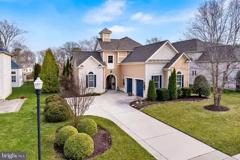 8 Foxwood Ct, Ocean View, DE 19970