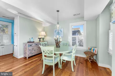 Dining - 41 N Atlantic Ave, Bethany Beach, DE 19930 photo 1 of 2