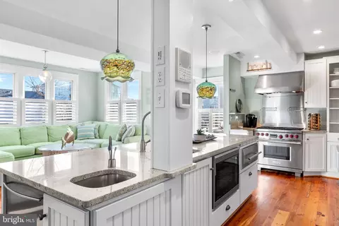 Kitchen - 41 N Atlantic Ave, Bethany Beach, DE 19930 photo 6 of 8