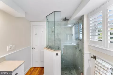 Bath - 41 N Atlantic Ave, Bethany Beach, DE 19930 photo 3 of 7