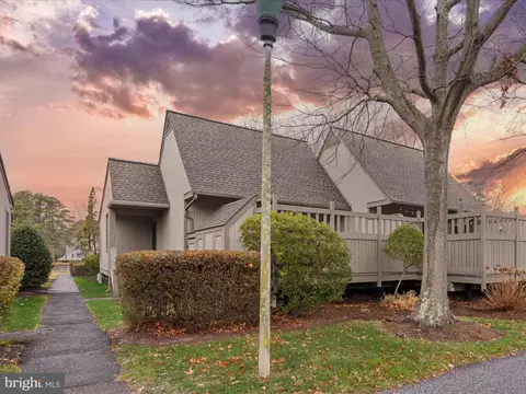 39470 Woodland View Ct #5001, Bethany Beach, DE 19930