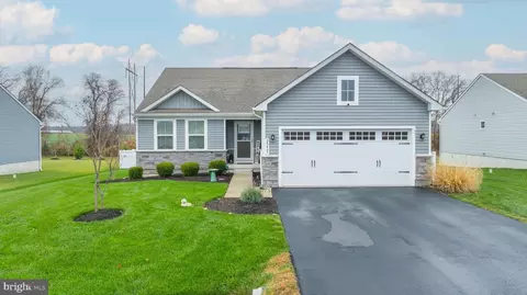 28465 Hawthorne Trl, Milton, DE 19968