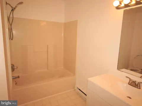 Bath - 36837 Old Mill Ct, Ocean View, DE 19970 photo 2 of 2