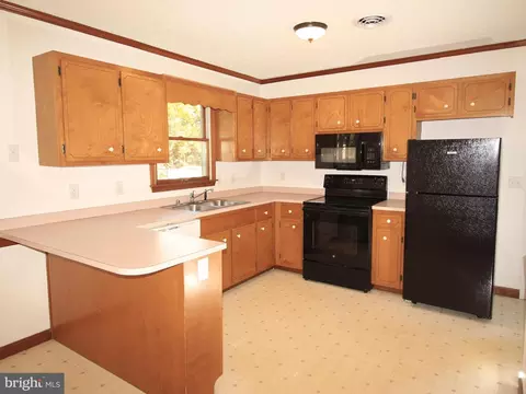 Kitchen - 36837 Old Mill Ct, Ocean View, DE 19970 photo 1 of 3