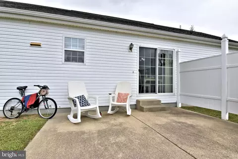 Exterior - 30430 E Barrier Reef Blvd, Lewes, DE 19958 photo 4 of 4