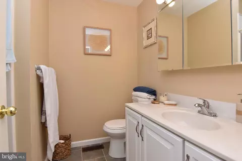 Bath - 30430 E Barrier Reef Blvd, Lewes, DE 19958 photo 1 of 2