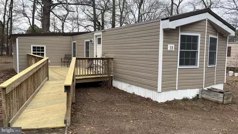 13 Shannon St #37811, Delmar, DE 19940