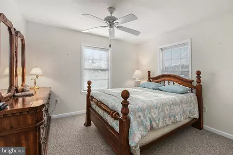 Bedroom - 10 Goldenrod Dr, Georgetown, DE 19947 photo 4 of 8