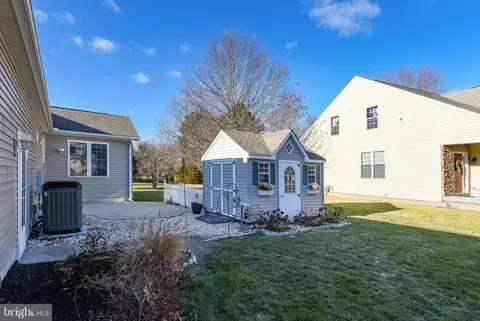 Exterior - 10 Goldenrod Dr, Georgetown, DE 19947 photo 3 of 8