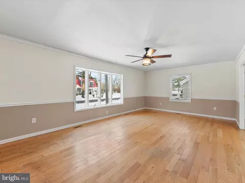 Living - 12 Hudson Ave, Ocean View, DE 19970 photo 2 of 7