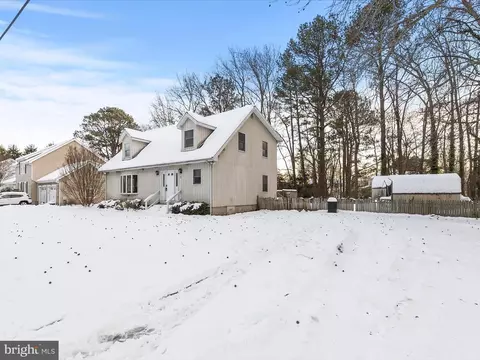 Exterior - 12 Hudson Ave, Ocean View, DE 19970 photo 6 of 6
