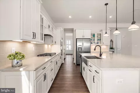 Kitchen - 5 Murrells Ct, Ocean View, DE 19970 photo 4 of 9