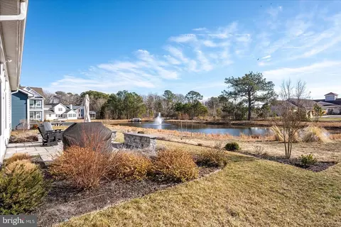 Exterior - 5 Murrells Ct, Ocean View, DE 19970 photo 11 of 18