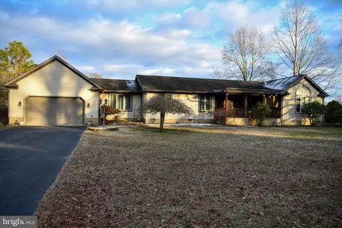 27967 Woodland Rd, Seaford, DE 19973