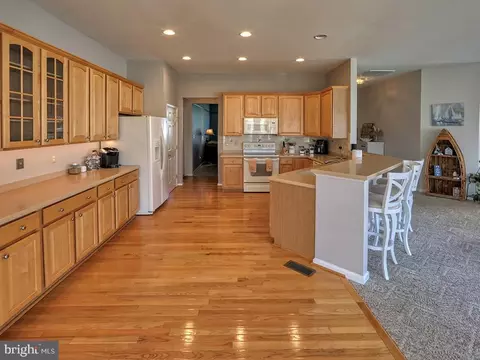 Kitchen - 33096 E Light Dr, Lewes, DE 19958 photo 2 of 6