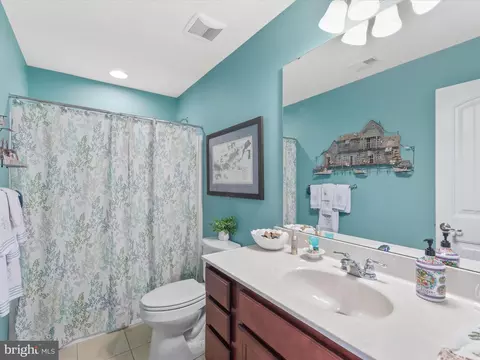 Bath - 38138 River St, Ocean View, DE 19970 photo 5 of 5